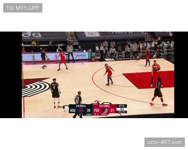 数据：爵士队上半场利用对手失误得分高达22分，紧逼防守见效。